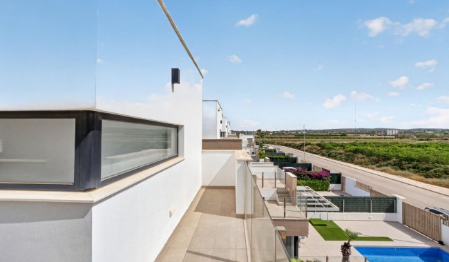Resale - Villa - Guardamar - EL RASO