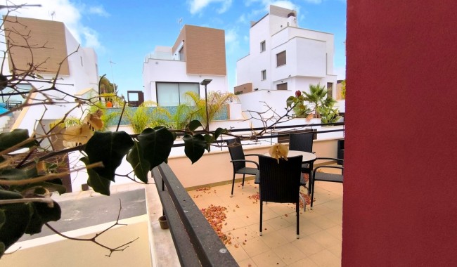 Segunda mano - Casa Quatro - Algorfa