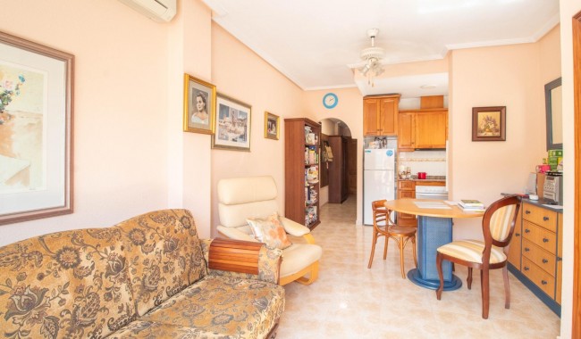 Sprzedaż - Apartament - Torrevieja - Centro