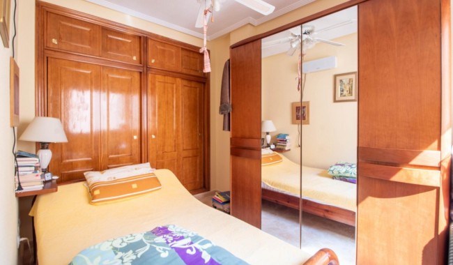 Sprzedaż - Apartament - Torrevieja - Centro