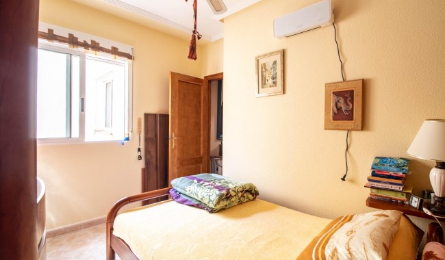 Sprzedaż - Apartament - Torrevieja - Centro