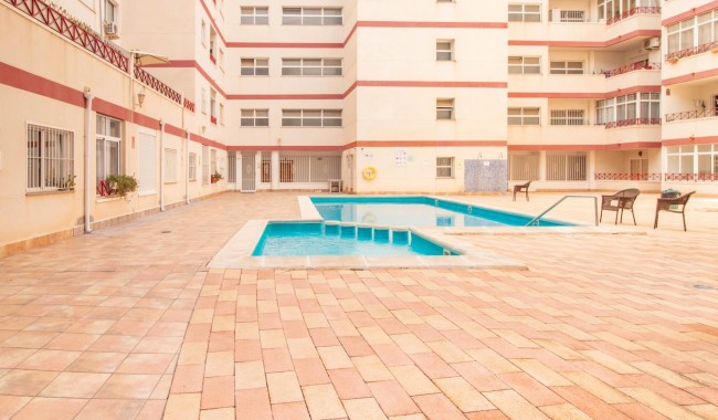 Sprzedaż - Apartament - Torrevieja - Centro