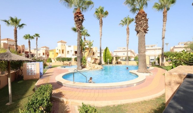 Lägenhet - Begagnad - Torrevieja - Los Altos