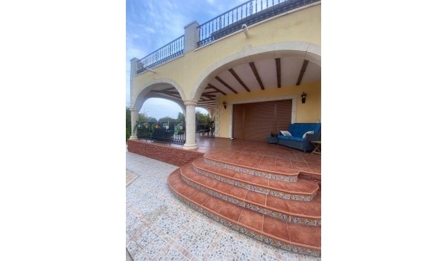 Resale - Finca - Orihuela - Orihuela Costa