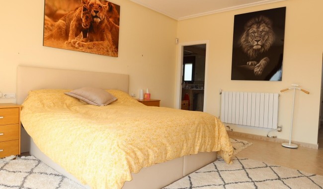 Resale - Finca - Orihuela - Orihuela Costa
