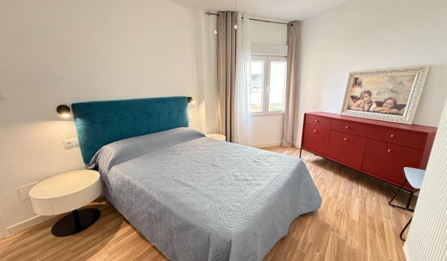 Resale - Apartment - Torrevieja - Playa del cura