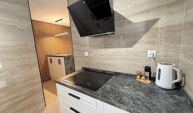 Resale - Apartment - Torrevieja - Playa del cura