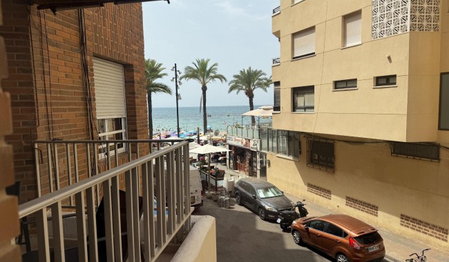 Resale - Apartment - Torrevieja - Playa del cura