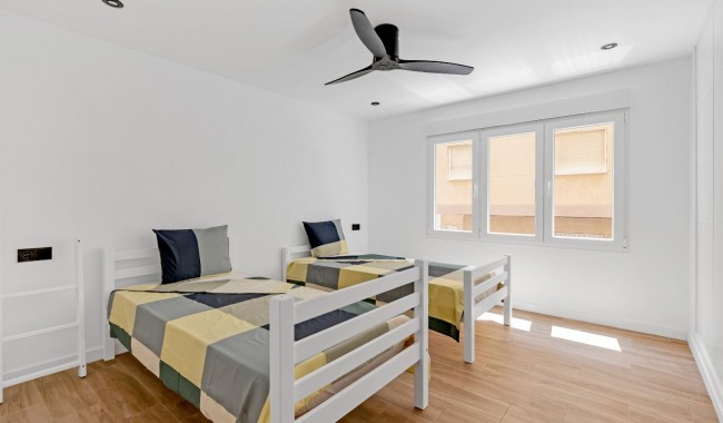 Segunda mano - Apartamento - Torrevieja - Playa del cura