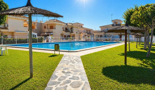 Apartamento - Segunda mano - Orihuela Costa - Playa Flamenca