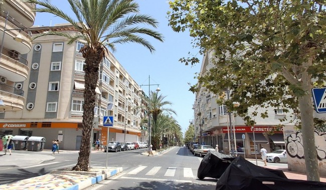Resale - Apartment - Torrevieja - Estacion de autobuses
