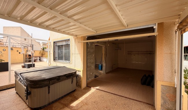 Brukt - Villa - Benijófar - Benimar
