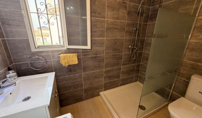Brukt - Villa - Benijófar - Benimar