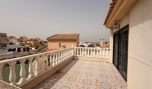 Brukt - Villa - Benijófar - Benimar