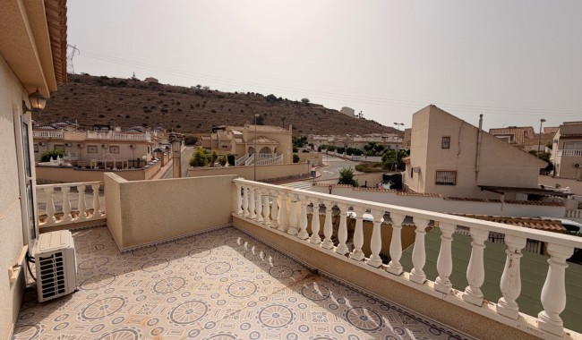 Brukt - Villa - Benijófar - Benimar