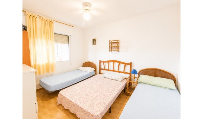 Resale - Apartment - Orihuela Costa - La Zenia