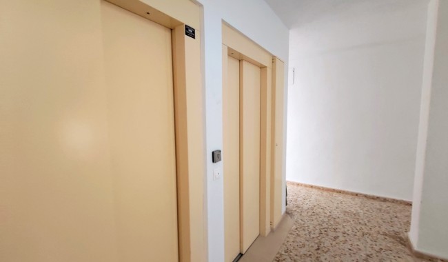 Resale - Apartment - Orihuela Costa - La Zenia