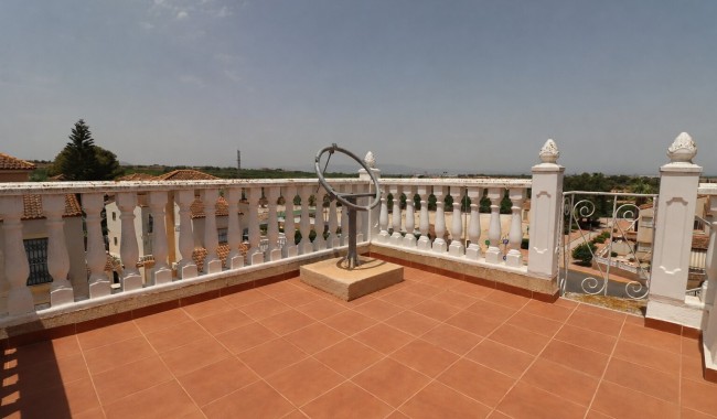 Resale - Villa - Algorfa - Montebello