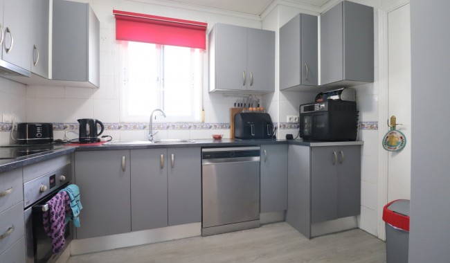 Resale - Villa - Algorfa - Montebello
