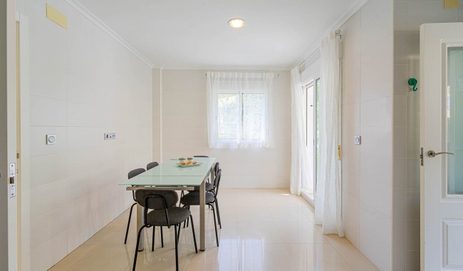 Resale - Villa - Alicante - El Campello