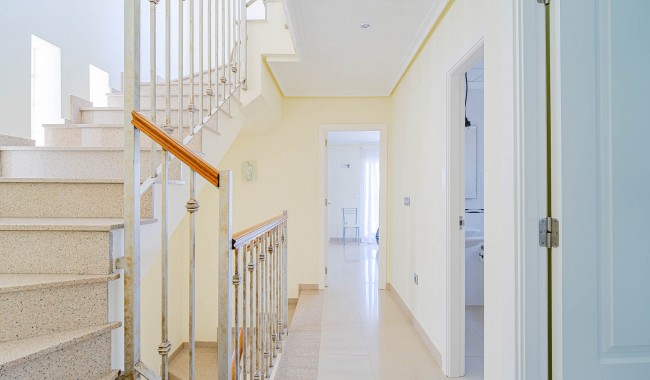 Resale - Villa - Alicante - El Campello