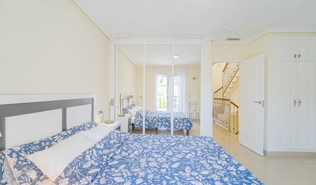 Resale - Villa - Alicante - El Campello