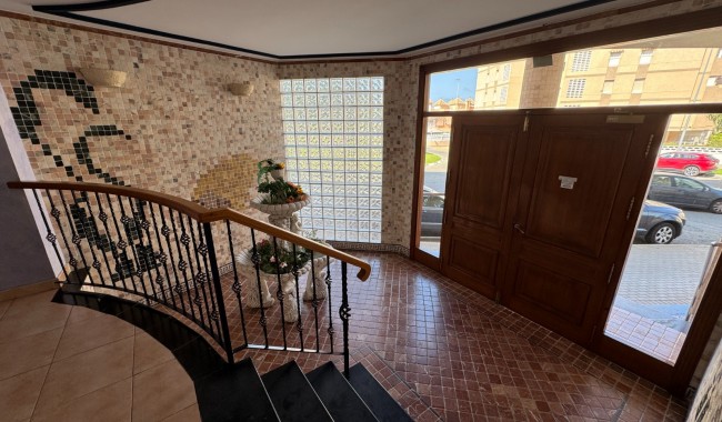 Resale - Apartment - Guardamar - South Park