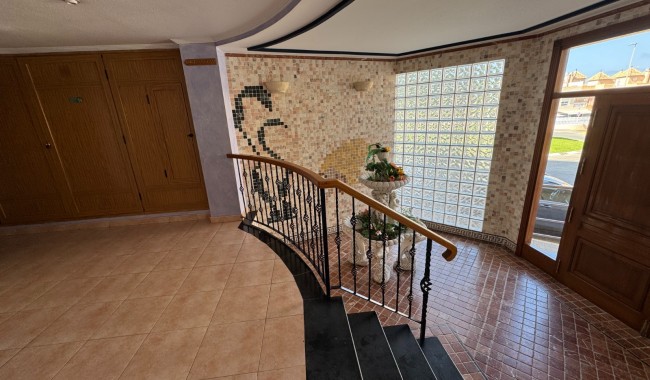 Resale - Apartment - Guardamar - South Park