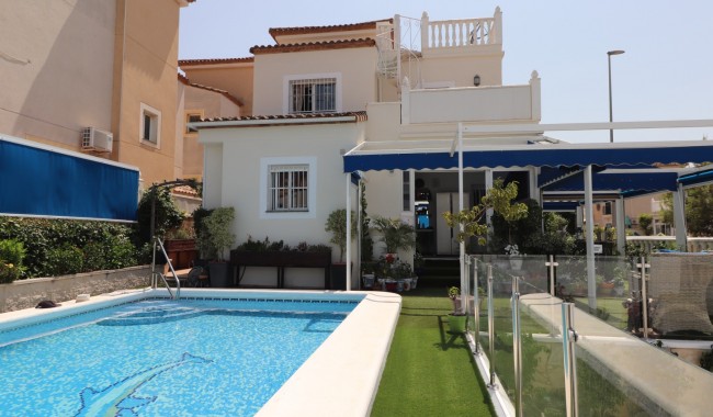 Brukt - Villa - Algorfa - Montebello