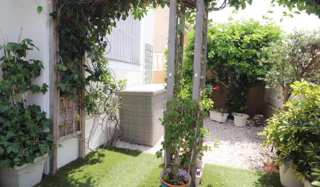 Brukt - Villa - Algorfa - Montebello