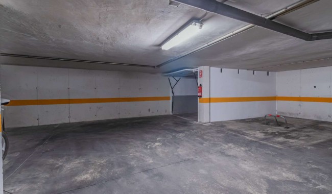 Resale - Parking - Torrevieja - Parque de Las Naciones