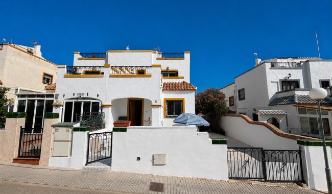 Resale - Townhouse - Torrevieja - Los Altos
