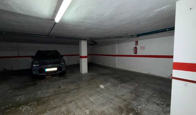Resale - Parking - Torrevieja - Playa del cura