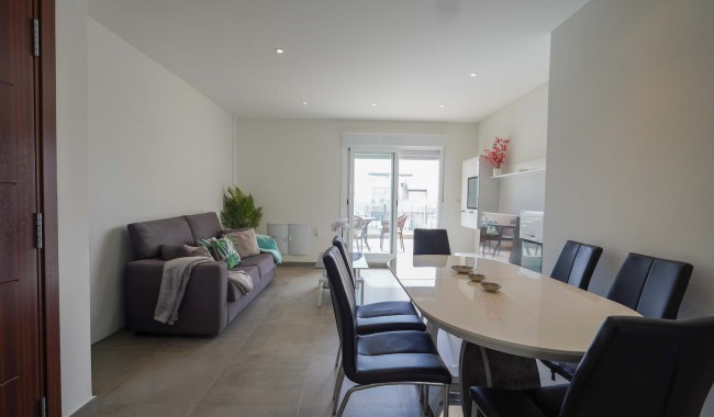 Sprzedaż - Apartament - Torrevieja - Aguas Nuevas