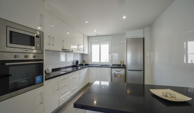 Sprzedaż - Apartament - Torrevieja - Aguas Nuevas