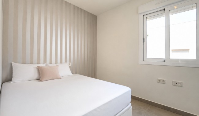 Sprzedaż - Apartament - Torrevieja - Aguas Nuevas