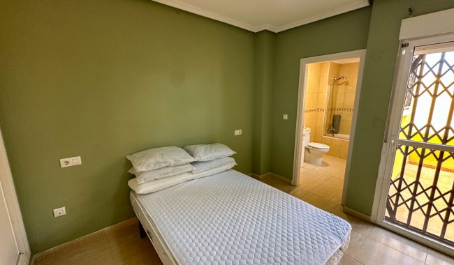 Sprzedaż - Apartament - Daya Nueva - Costa Blanca Sur