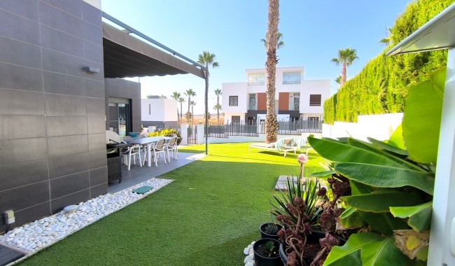Resale - Quatro house - Algorfa
