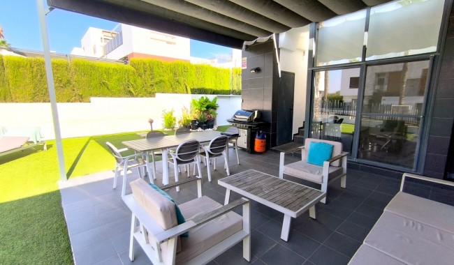 Resale - Quatro house - Algorfa