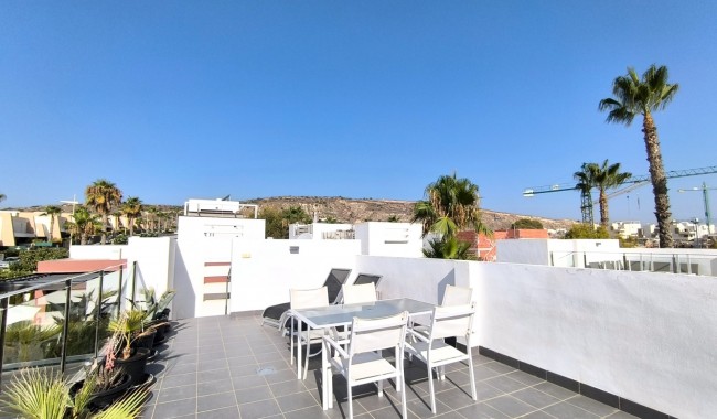 Resale - Quatro house - Algorfa