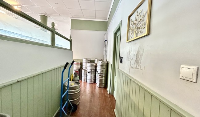 Begagnad - Affärslokaler - Villamartín