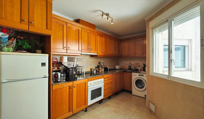 Wynajem długoterminowy - Apartament - Torrevieja - Antonio Machado