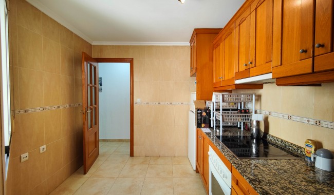 Wynajem długoterminowy - Apartament - Torrevieja - Antonio Machado