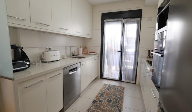 Resale - Apartment - Orihuela Costa - Cabo Roig