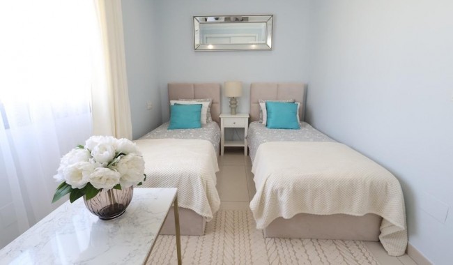 Resale - Apartment - Orihuela Costa - Cabo Roig