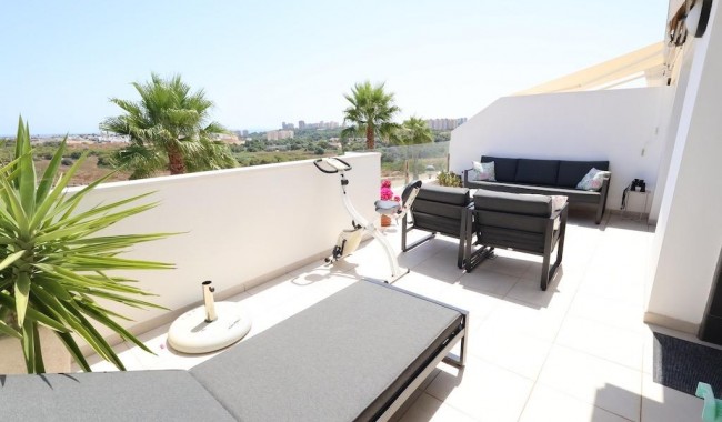 Resale - Apartment - Orihuela Costa - Cabo Roig