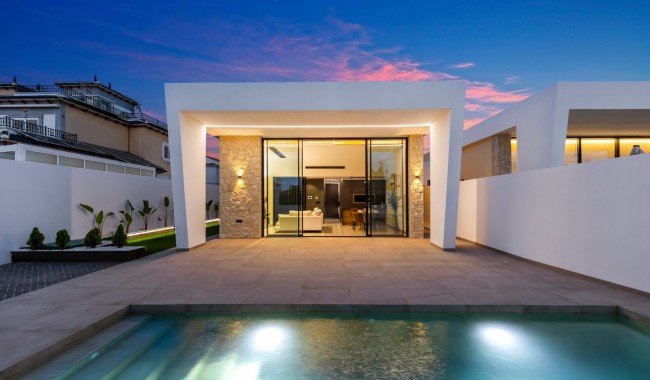 Villa - Brukt - El Chaparral, Torrevieja - El Chaparral
