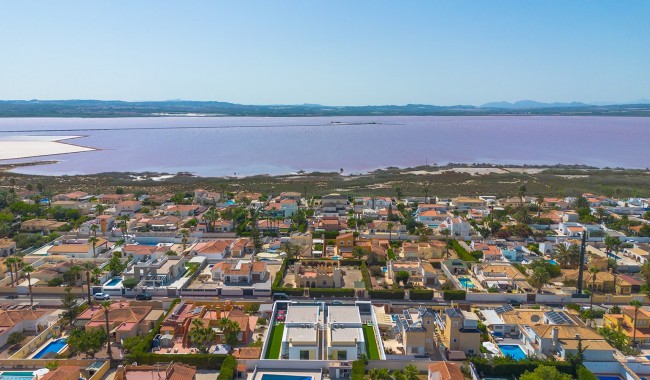 Brukt - Villa - El Chaparral, Torrevieja - El Chaparral