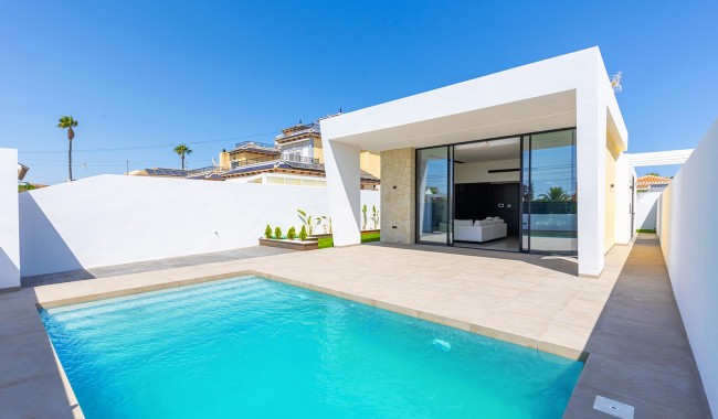 Brukt - Villa - El Chaparral, Torrevieja - El Chaparral