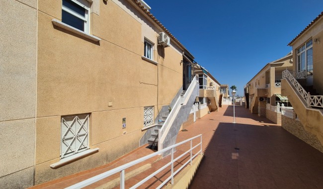 Resale - Apartment - Torrevieja